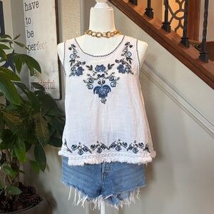 Boho Cottage Embroidered White and Blue Floral Women's Tank 🤩